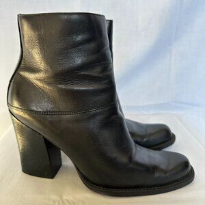 9&Co. Black Leather Ankle Booties, size 7-1/2M